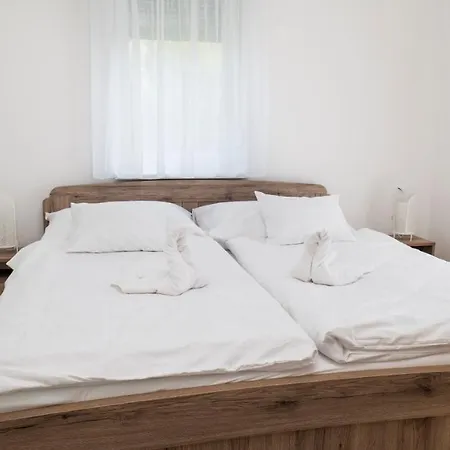 River&Lake Luxury I. Apartman Sarvar Exterior photo