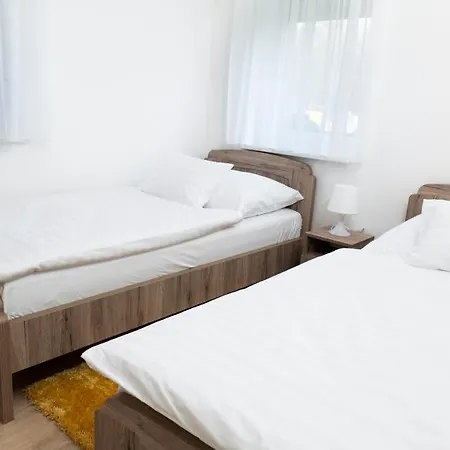 River&Lake Luxury I. Apartman Sarvar Exterior photo