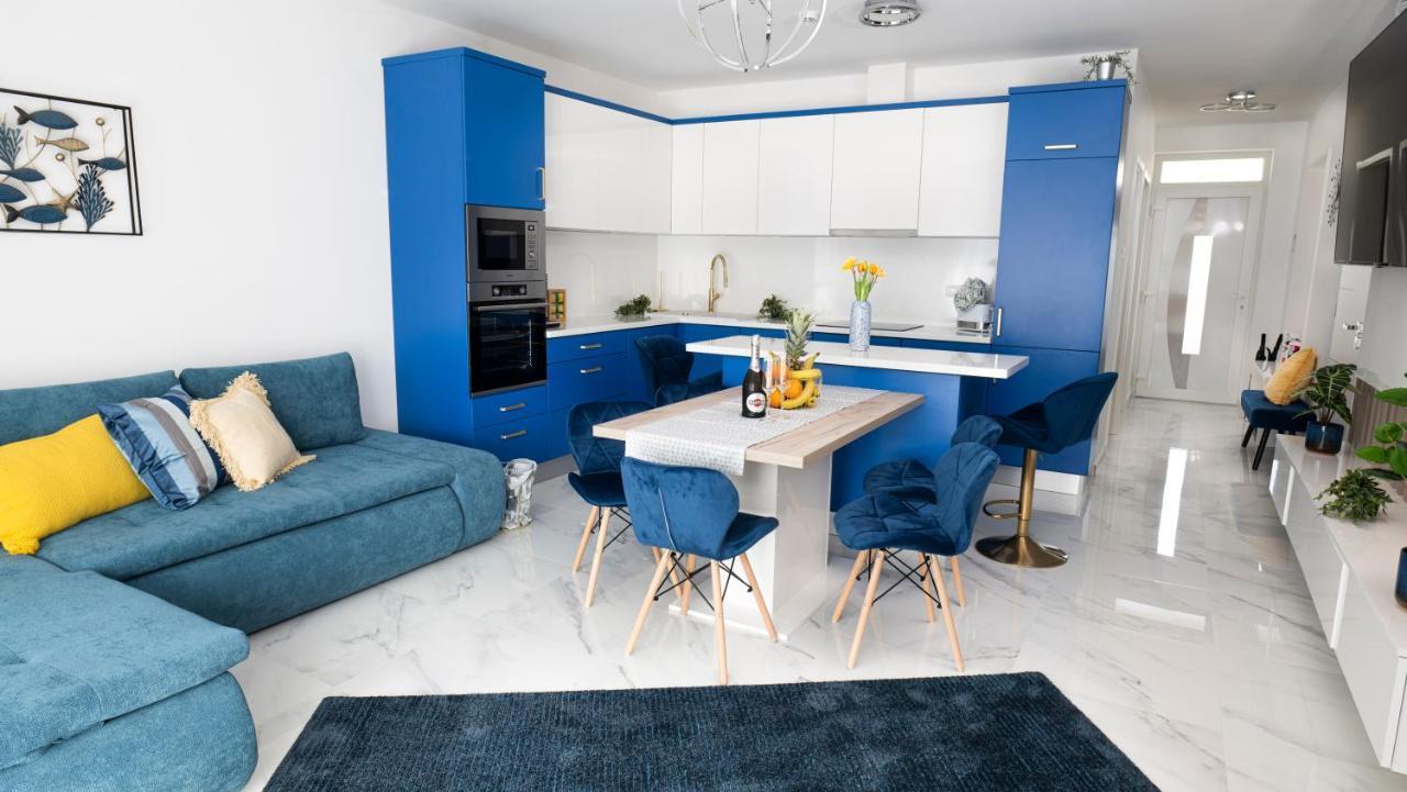 River&lake Luxury I. Apartment Sarvar