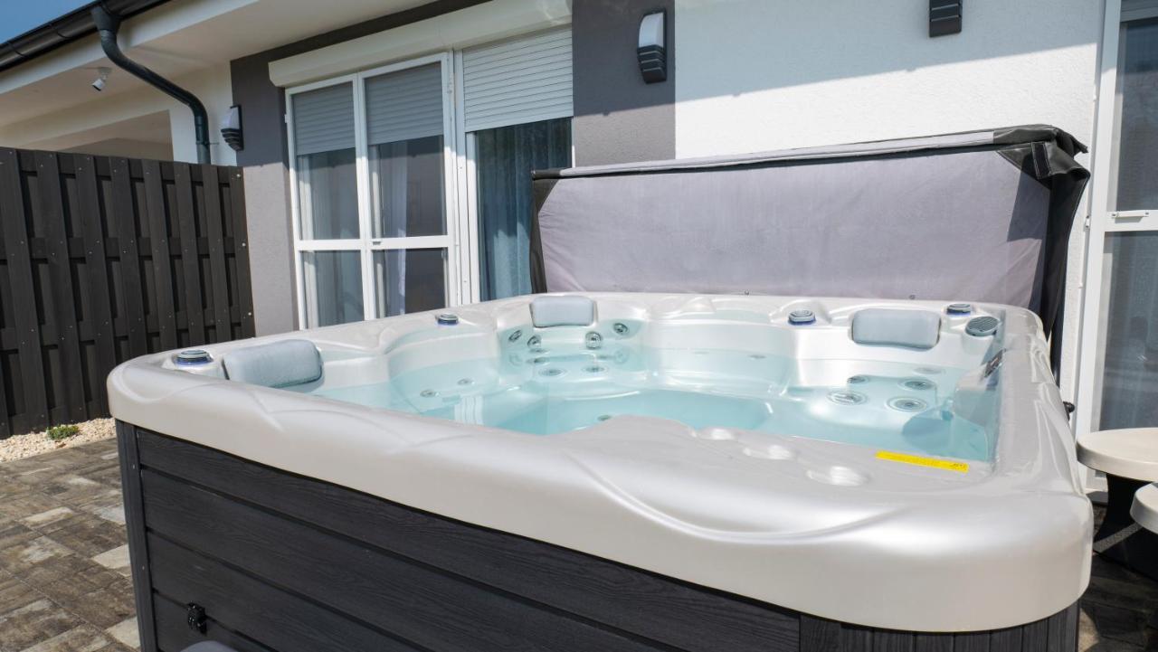 Apartment River&lake Luxury I. Sarvar