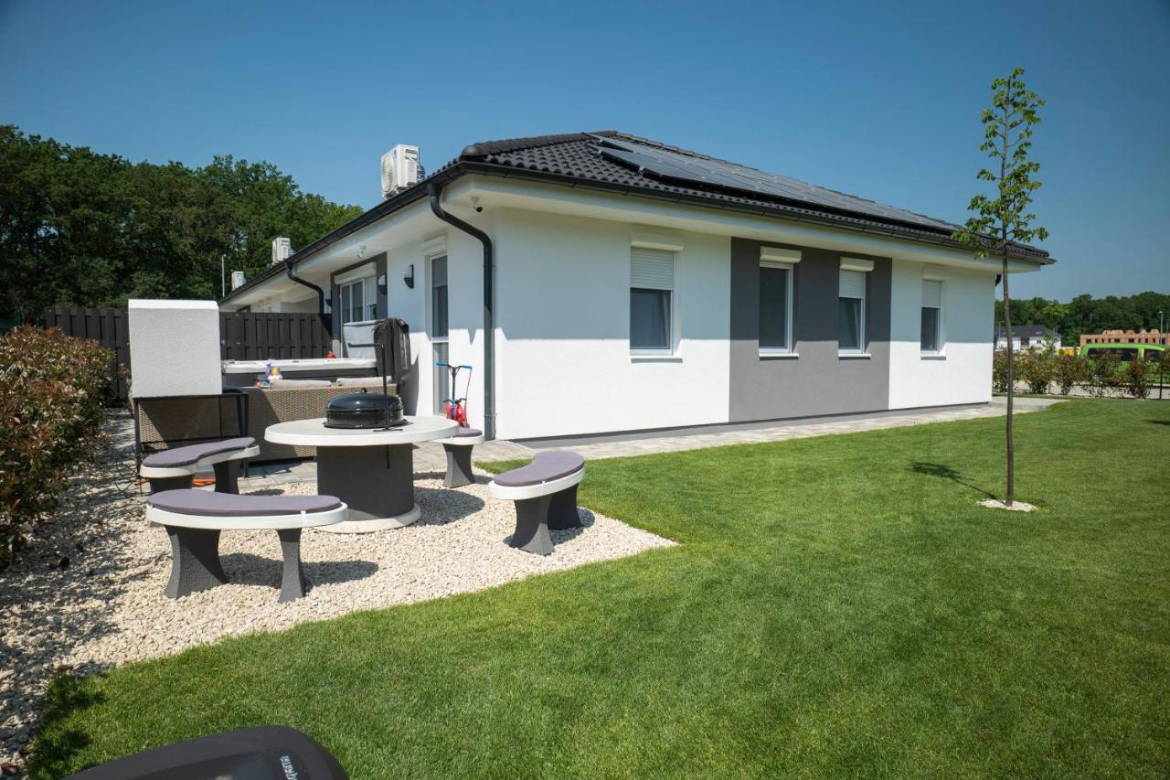 Appartamento River&lake Luxury I. Sárvár